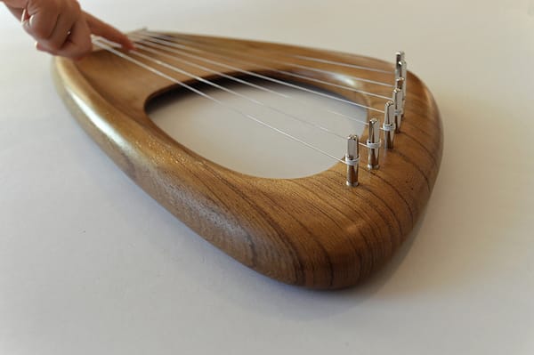 Walnut Lyre Harp 07